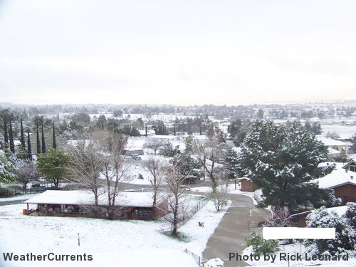 Snow Tuesday morning in Cherry Valley