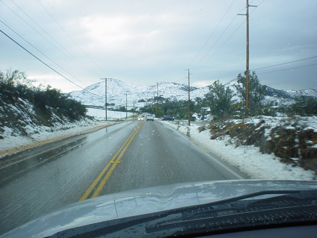 Temecula Valley Snowfall: November 21, 2004