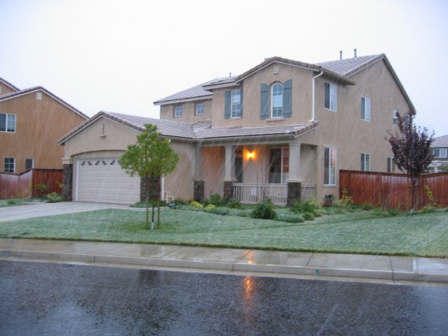 Temecula Valley Snowfall: November 21, 2004