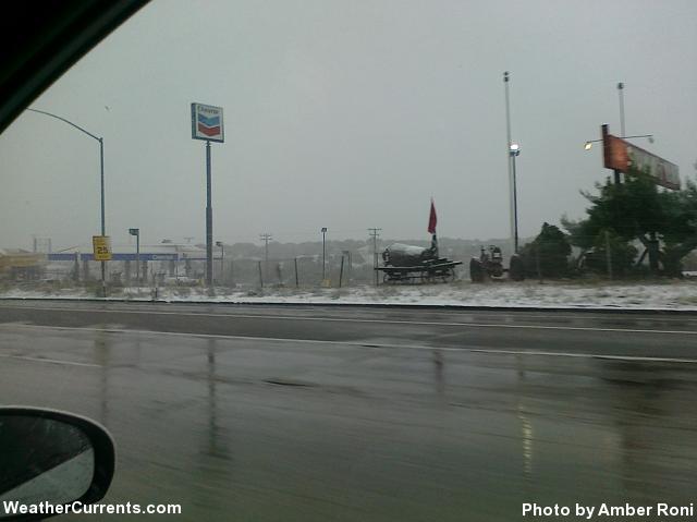 Cajon Pass Snowfall: February 19, 2011