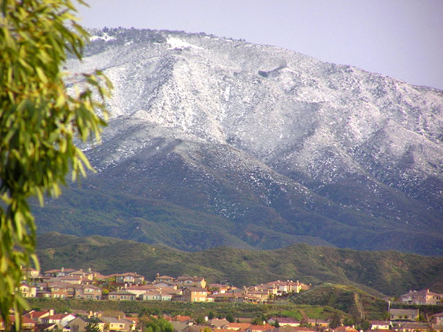 Low Mountain Snow: February 14, 2008