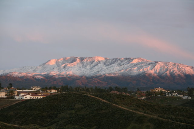 Low Mountain Snow: February 14, 2008