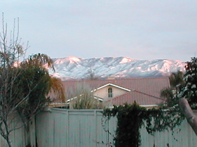 Low Mountain Snow: February 14, 2008