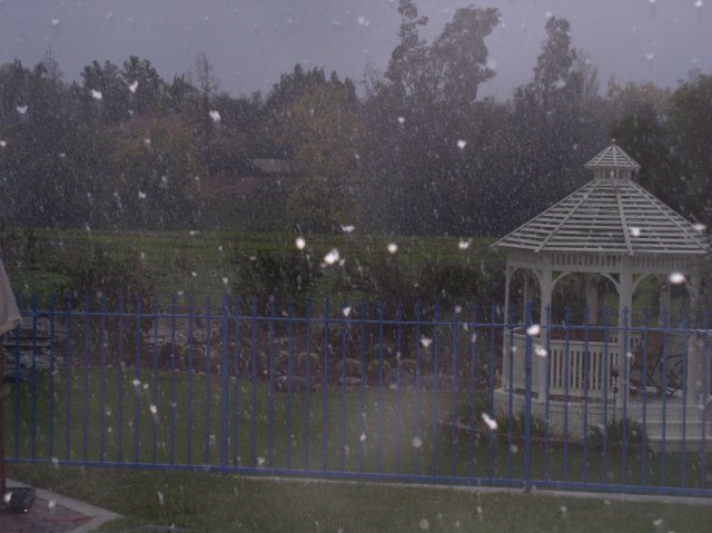 Temecula Valley Snowfall: November 21, 2004