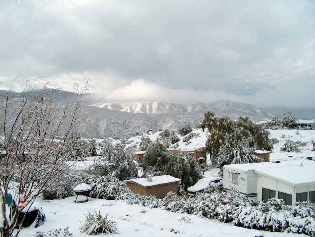 Temecula Valley Snowfall: November 21, 2004