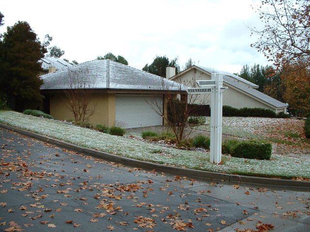 Temecula Valley Snowfall: November 21, 2004