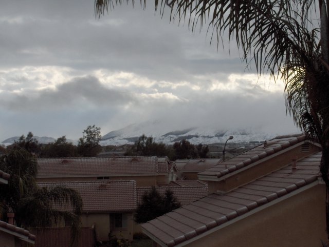 Temecula Valley Snowfall: November 21, 2004