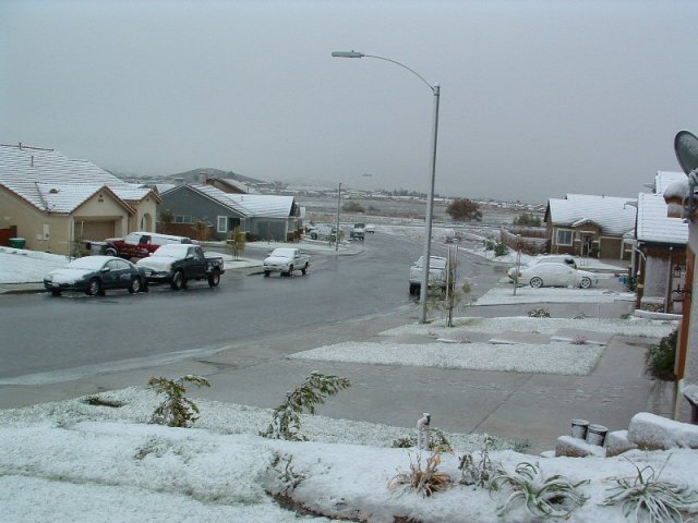 Temecula Valley Snowfall: November 21, 2004