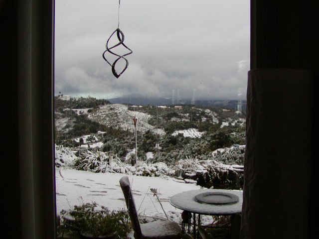 Temecula Valley Snowfall: November 21, 2004